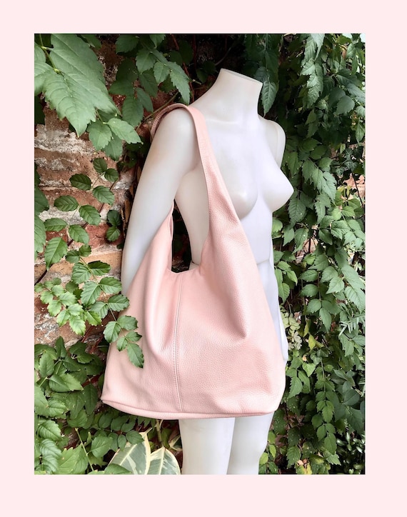 Slouch bag. Tote leather bag in light pink with ZIPPER. Soft  genuine leather. Soft pink leather purse.  Wide strap leather shoulder bag.