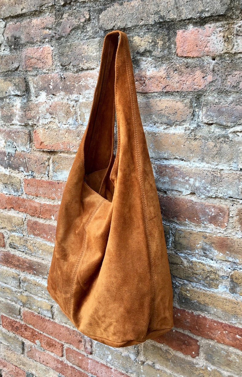 Slouch bag.Large TOTE leather bag in CAMEL brown with zipper.Genuine leather bag.Light tobacco color laptop bags. Large shopper leather bag. immagine 1