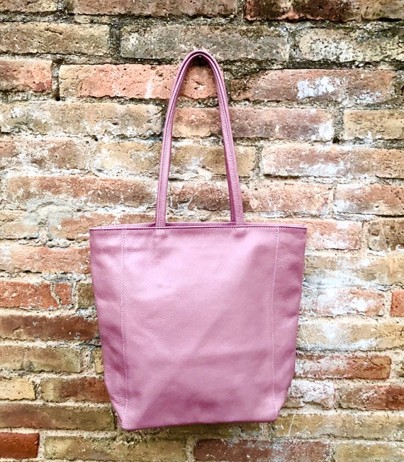 NEW With Zipper and Lining. Large Tote Leather Bag in PURPLE PINK