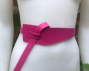 Obi belt in genuine leather.  HOT PINK Wrap belt. Waist belt in FUCHSIA. Pink  wraparound belt. Genuine leather magenta 80s style dress belt