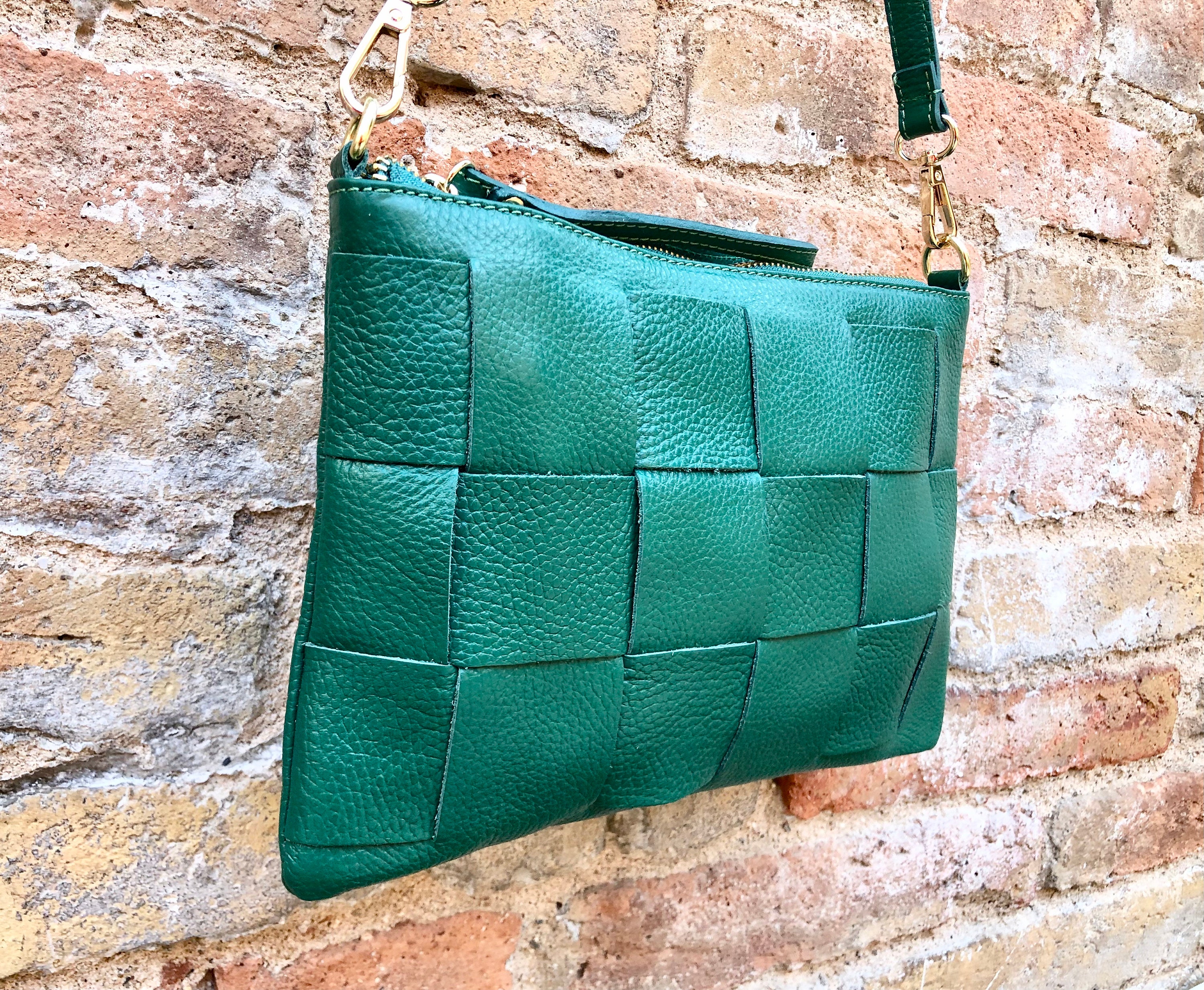 Small Leather Bag in Green. Genuine Leather Crossbody Bag. Teal Green Purse with Zipper and remomable wistlet. Small Green Leather Bag