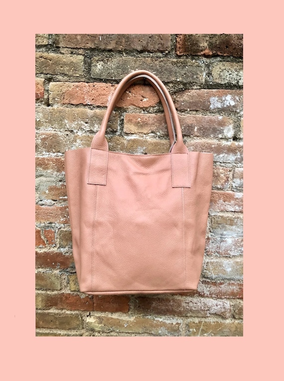 Designer Pink Leather Flap Crossbody Bag With Gold Chain Soft Shoulder  Handbag For Women From Tote_bag902, $33.37 | DHgate.Com