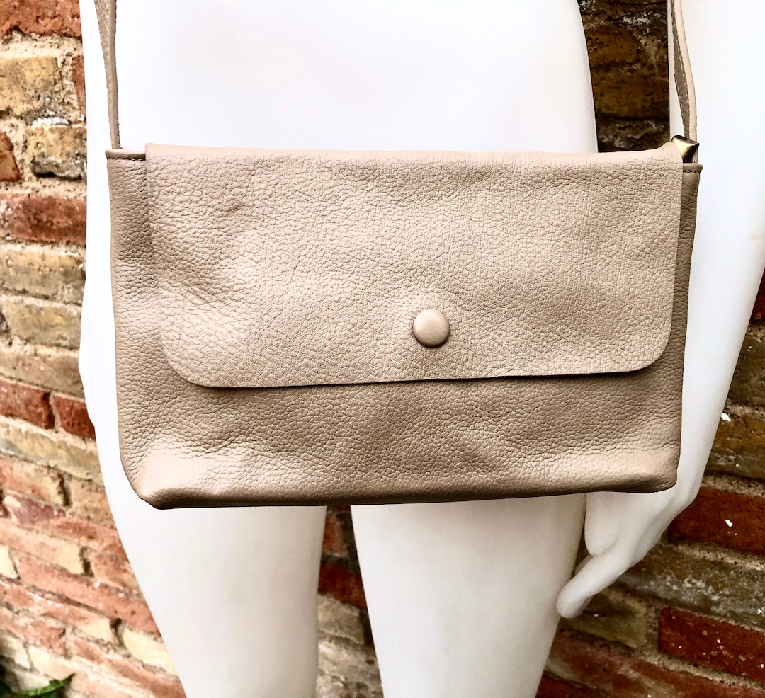 Auxiliary crossbody bag best sale