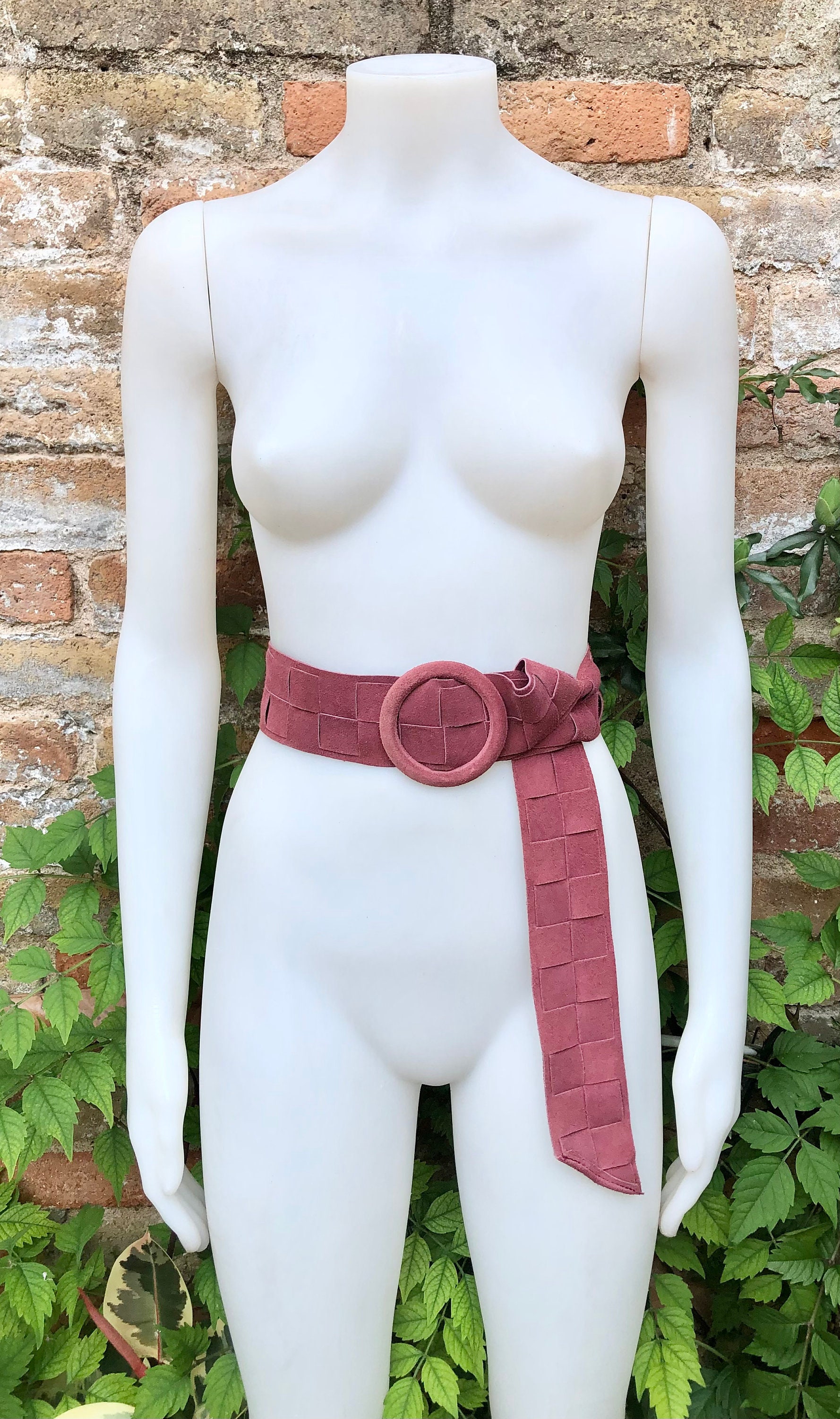 Raspberry Pink Suede Waist Belt With Large Round Buckle  display picture 1