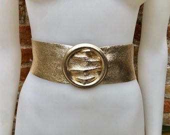 GOLD metallic leather waist belt with large round buckle. Soft leather belt in gold. Boho glitter genuine leather belt. Gold waist belt