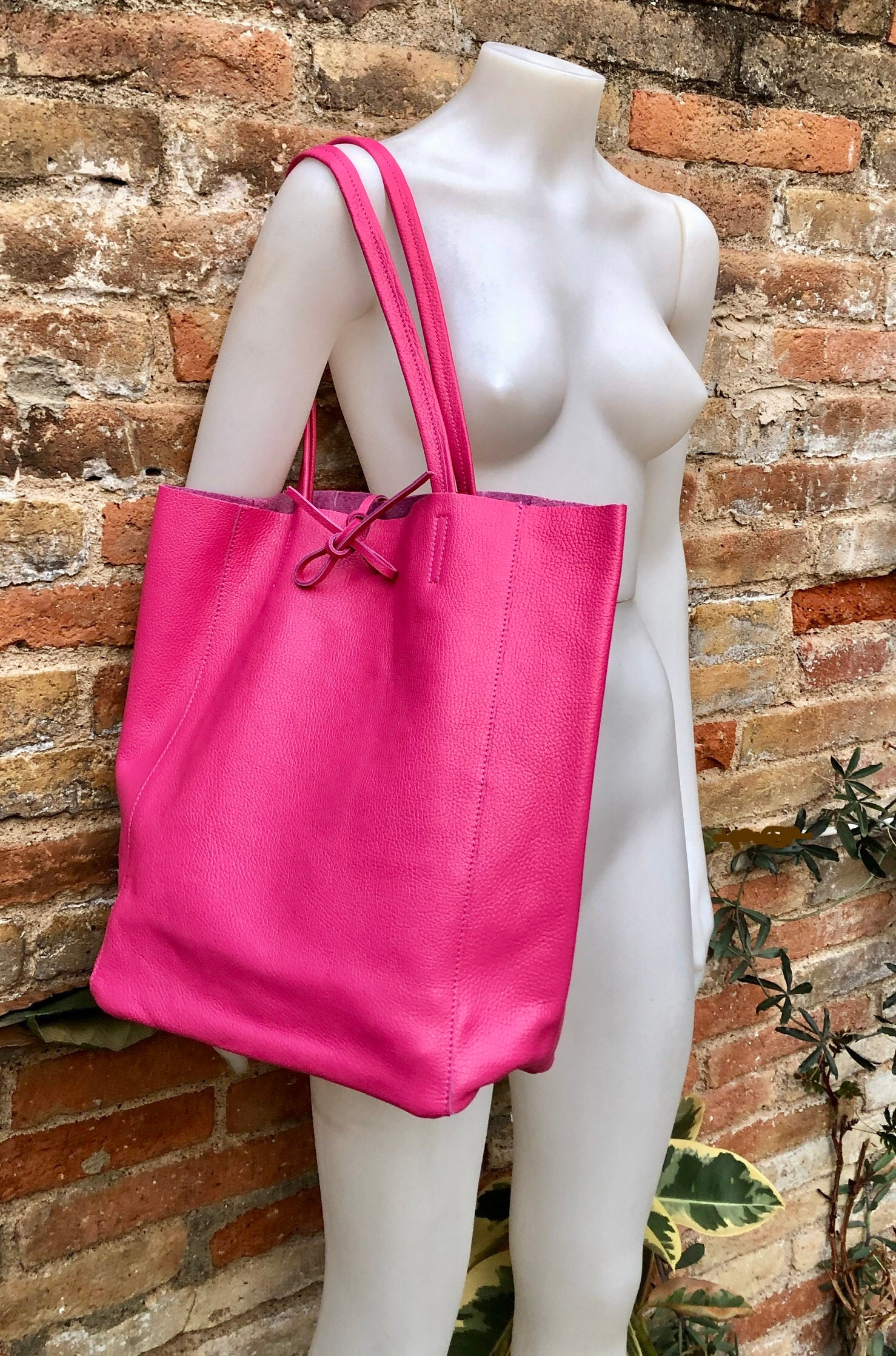 Hot pink laptop bag online
