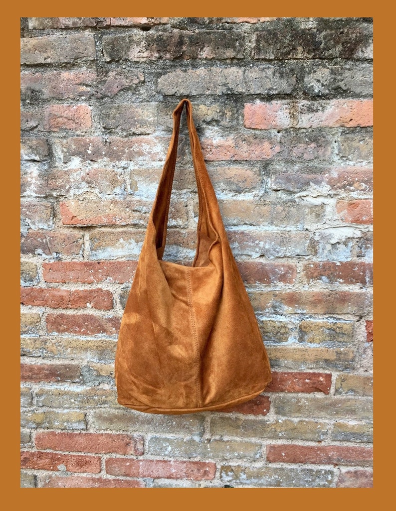 Slouch bag.Large TOTE leather bag in CAMEL brown with zipper.Genuine leather bag.Light tobacco color laptop bags. Large shopper leather bag. immagine 4