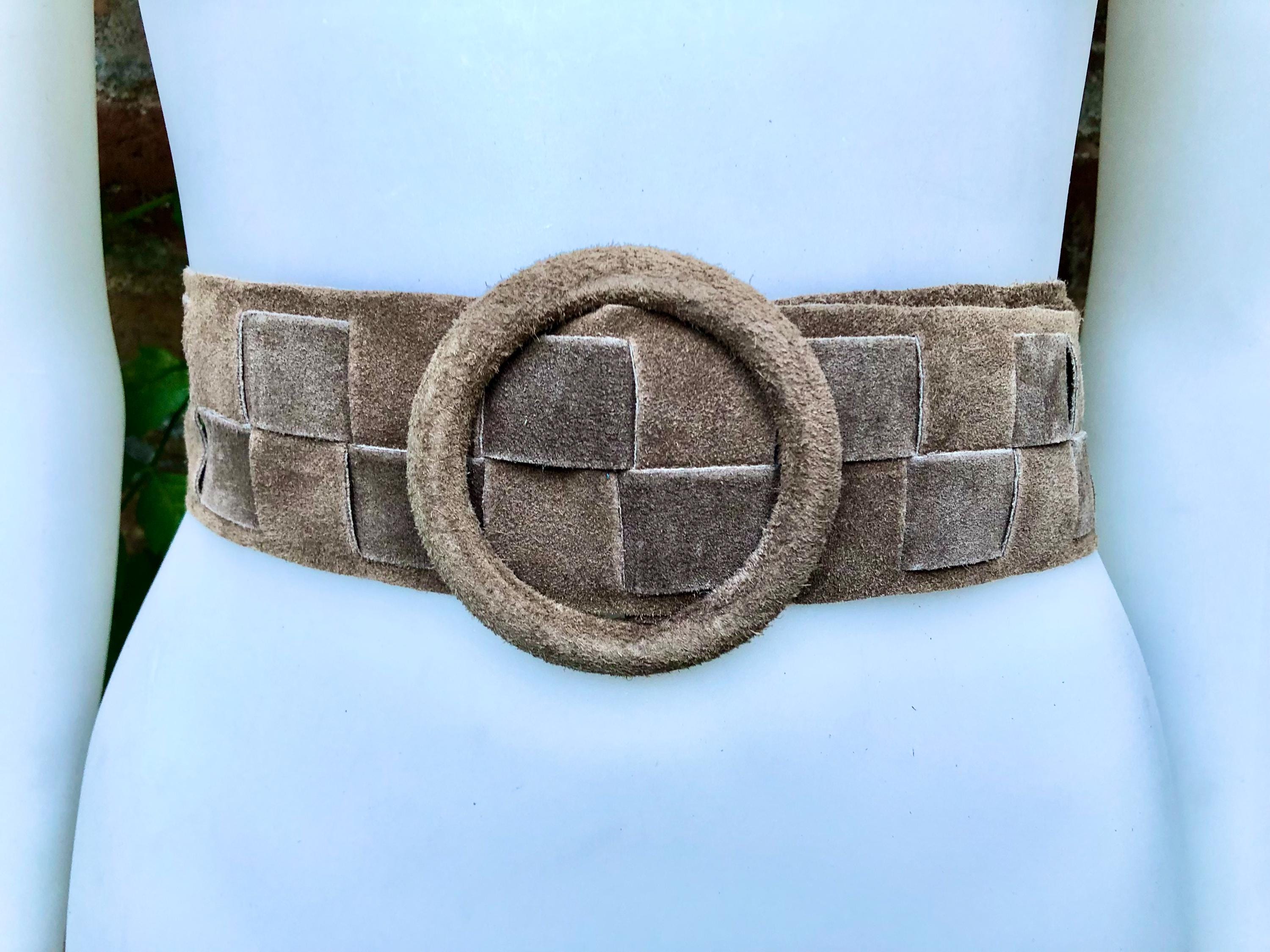 Light Brown Suede Waist Belt With Large Round Buckle. Boho  display picture 1
