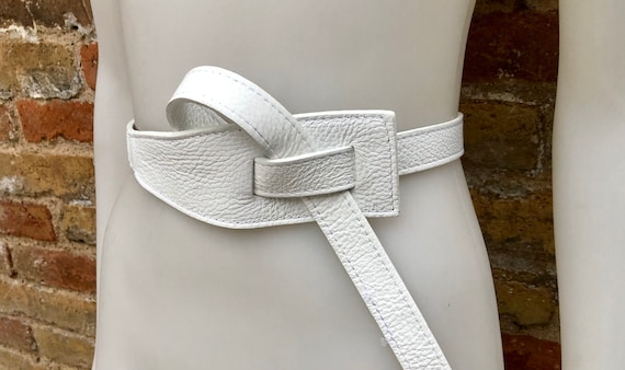 Leather 80s Style Obi Belt . Wrap Belt in WHITE. Waist Belt