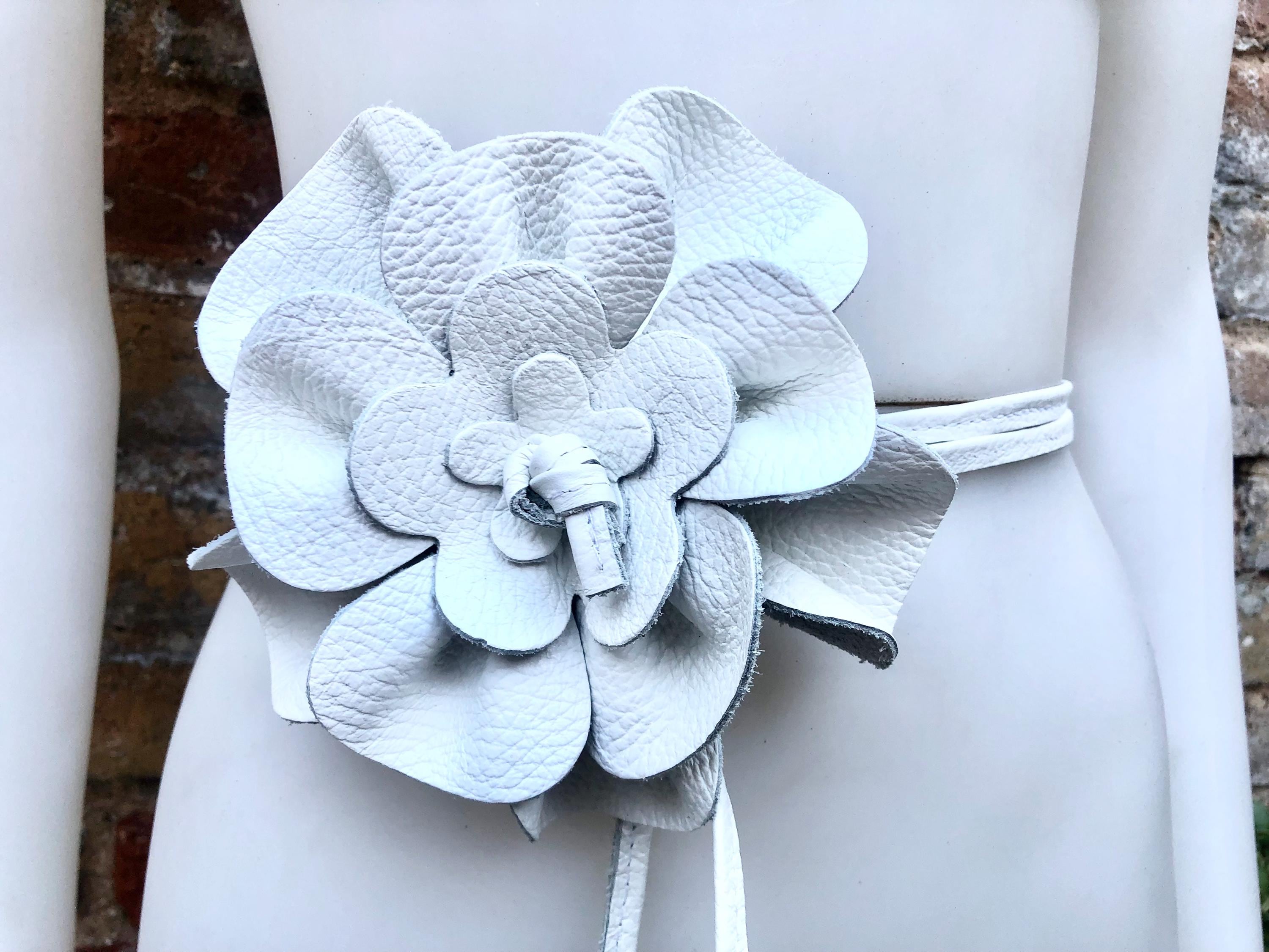 Puntiolita Barcelona Spain White Leather Embroidered Boho Belt Size M L The Infanta White Spike Leather Belt — Men Leather Belt  main image 2