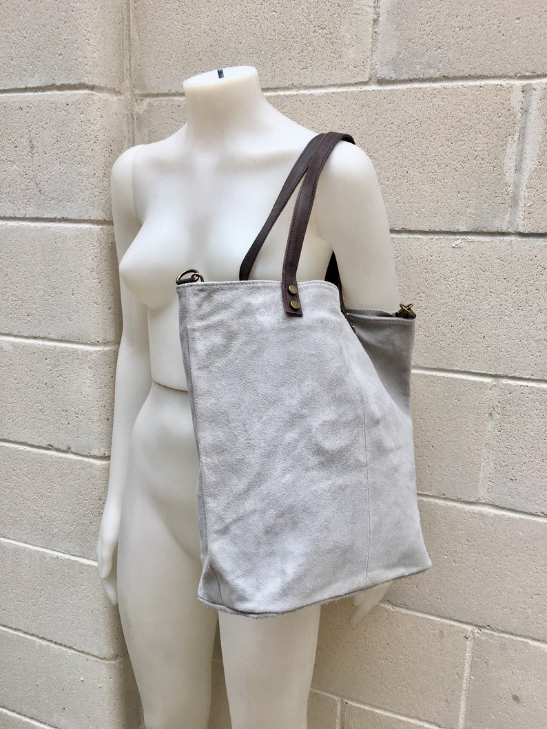 Large TOTE leather bag in light GRAY. Soft natural suede bag. Genuine leather shopper. Laptop or book bag in suede. Large crossbody bag. image 5