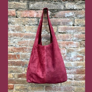 Sac souple. Grand sac TOTE en cuir bordeaux. Sac en daim rouge avec FERMETURE ÉCLAIR. Grand sac à bandoulière bordeaux. Sacoche en cuir pour ordinateur portable. Sac cabas en cuir
