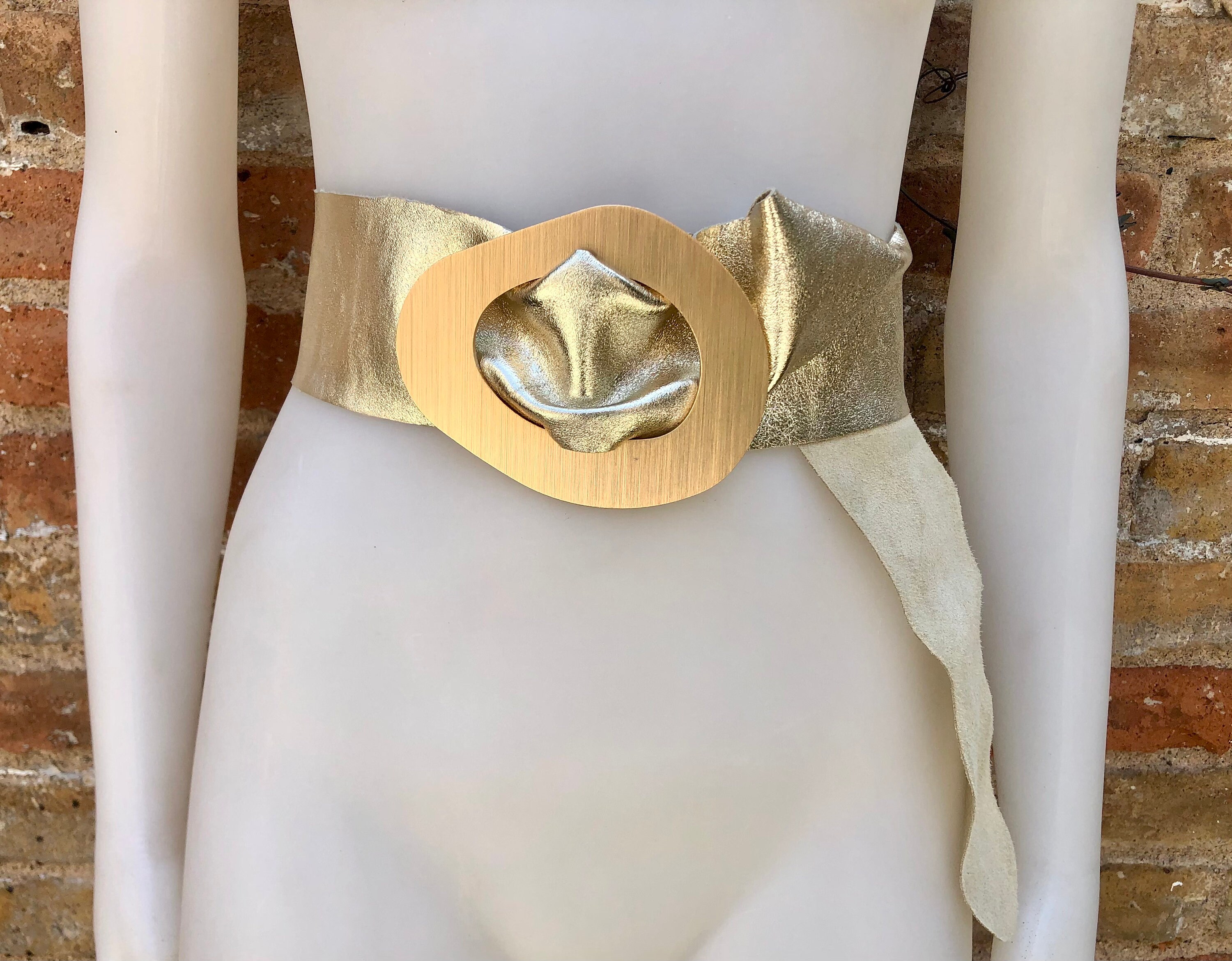 Metallic Gold Wide women’s  Belt with Covered Buckle Women Gold Elastic Wide Belt Bling Metal Square Buckle S M  main image 3