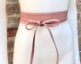 Cinturón obi rosa de piel suave. Estilo estrecho. Cinturón cruzado rosa. Cinturón envolvente en piel auténtica. Cinturón de vestir ancho boho rosa