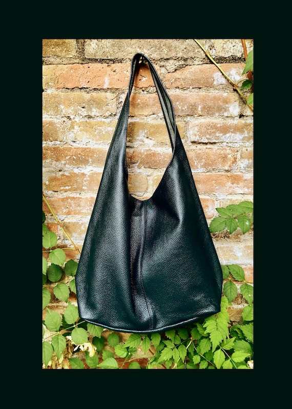 BLACK slouch bag. Black tote leather bag with ZIPPER. Soft genuine leather. Black leather purse.  Wide strap leather shoulder bag.