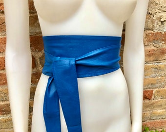 Cobalt blue obi belt. Wrap belt in soft genuine leather. Wraparound waist belt. Wide style. Boho dress belt in soft royal blue leather