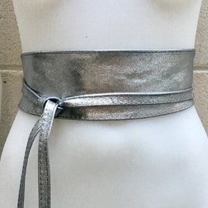 SILVER leather OBI belt. Wide waist belt in soft genuine leather. Metallic  shine wraparound belt, boho dress belt in silver color leather.