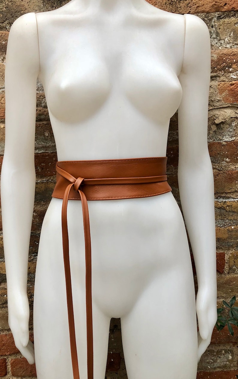 Obi belt in soft leather. Wrap belt in CAMEL BROWN. Waist belt in TOBACCO. Wraparound belt in brown genuine leather. Boho tan wide belt. image 3