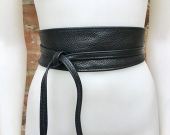 Obi belt in soft leather. Wrap belt in BLACK. Waist belt in BLACK.  Wraparound belt in black genuine leather. Boho black waist cinch belt.