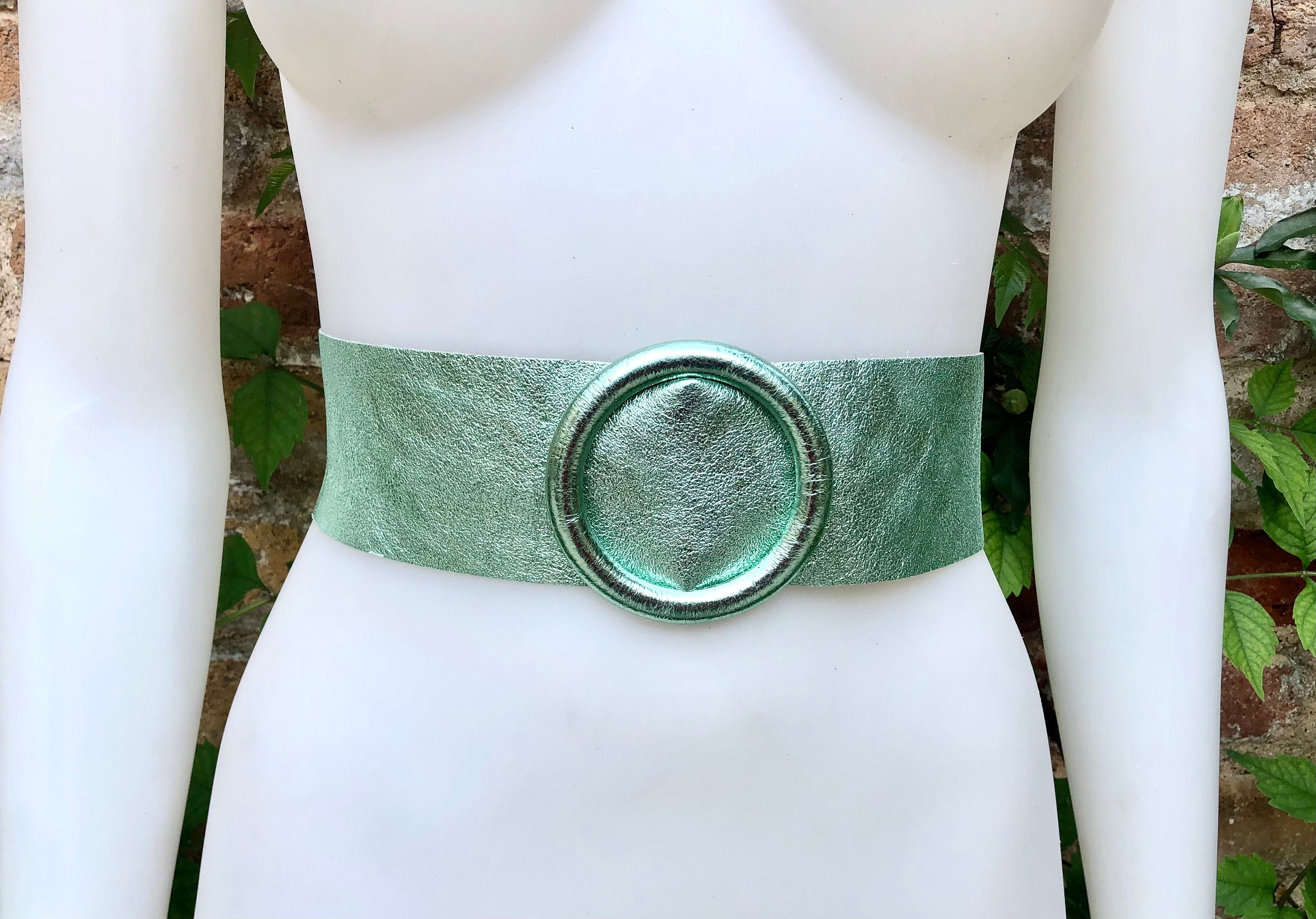 Metallic Mint Green Leather Waist Belt With Large Round  display picture 2