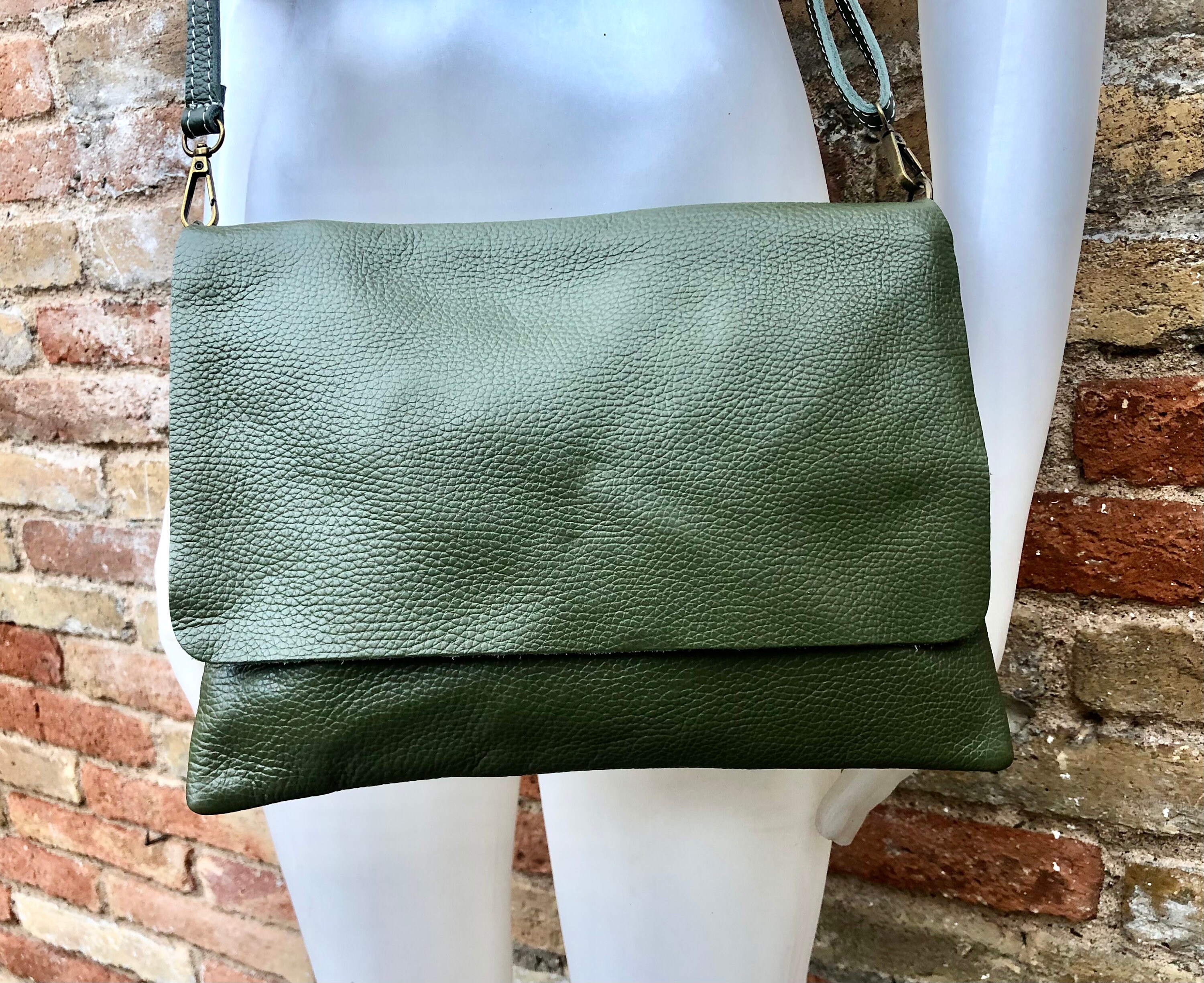Dark GREEN Cross Body / Shoulder Bag. Genuine Leather Bag. Medium