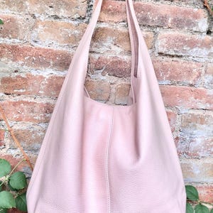 Slouch bag. Tote leather bag in light pink with ZIPPER. Soft genuine leather. Soft pink leather purse. Wide strap leather shoulder bag. image 3