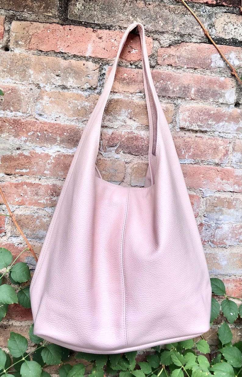 Slouch bag. Tote leather bag in light pink with ZIPPER. Soft genuine leather. Soft pink leather purse. Wide strap leather shoulder bag. image 3