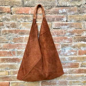 Rusty brown suede slouch leather bag. Genuine leather large shoulder bag. Dark camel brown origami bag, brown leather accent. Large shopper