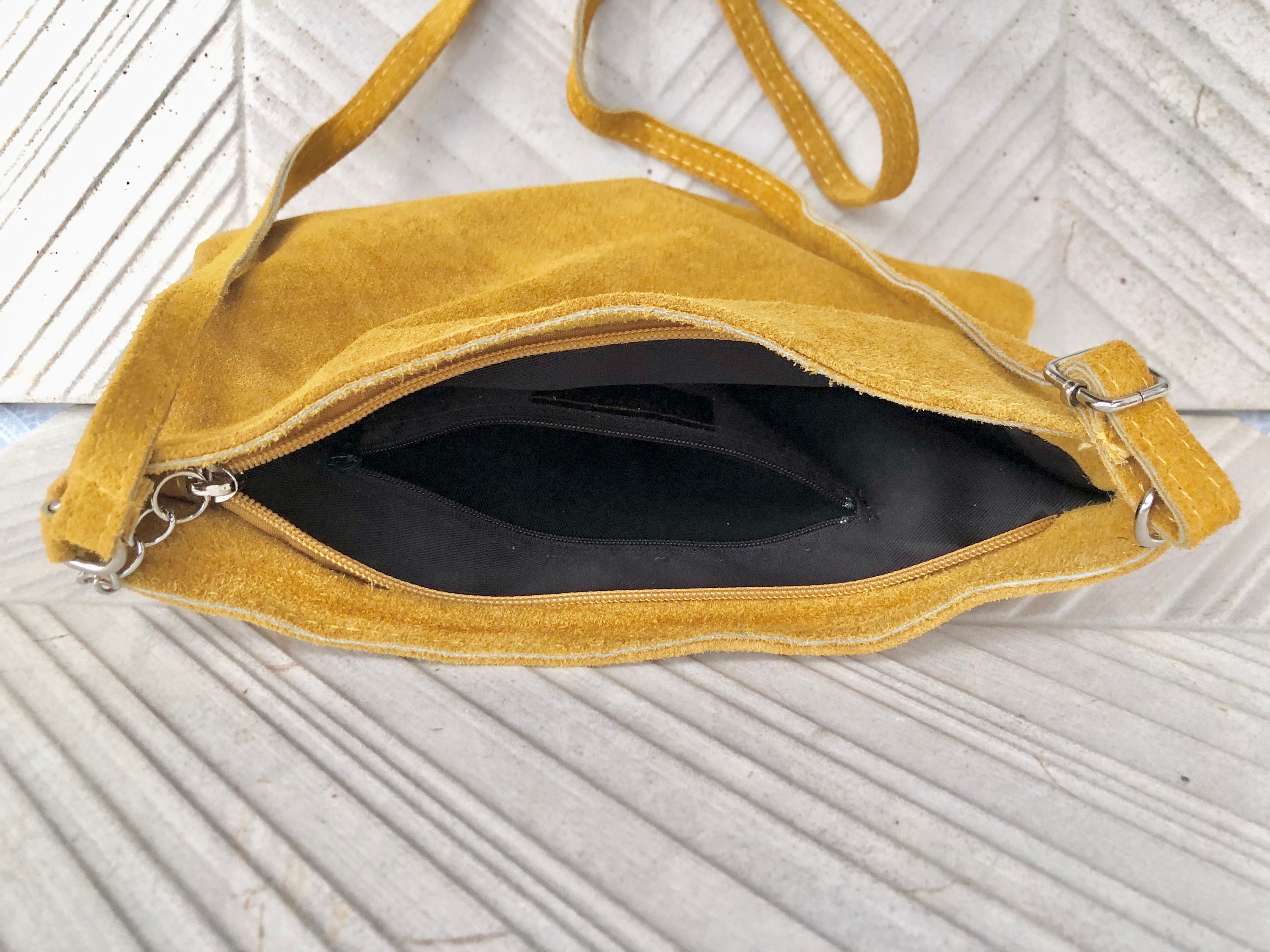 ★you a use★ Mellow bag Suede/Gold Retro Fringed Crossbody Bag With Tassel Chain High Quality
