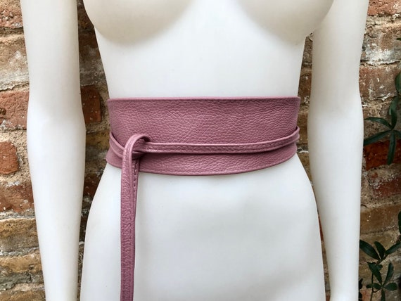 Ceinture obi rose en cuir souple. Ceinture enroul e en rose