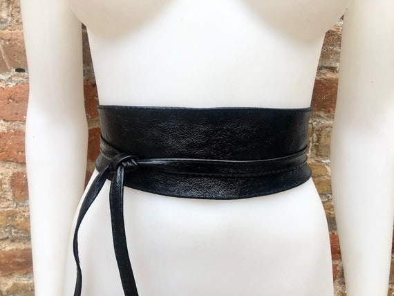Black Bi Belt in Soft Leather. Wrap Belt in Metallic BLACK