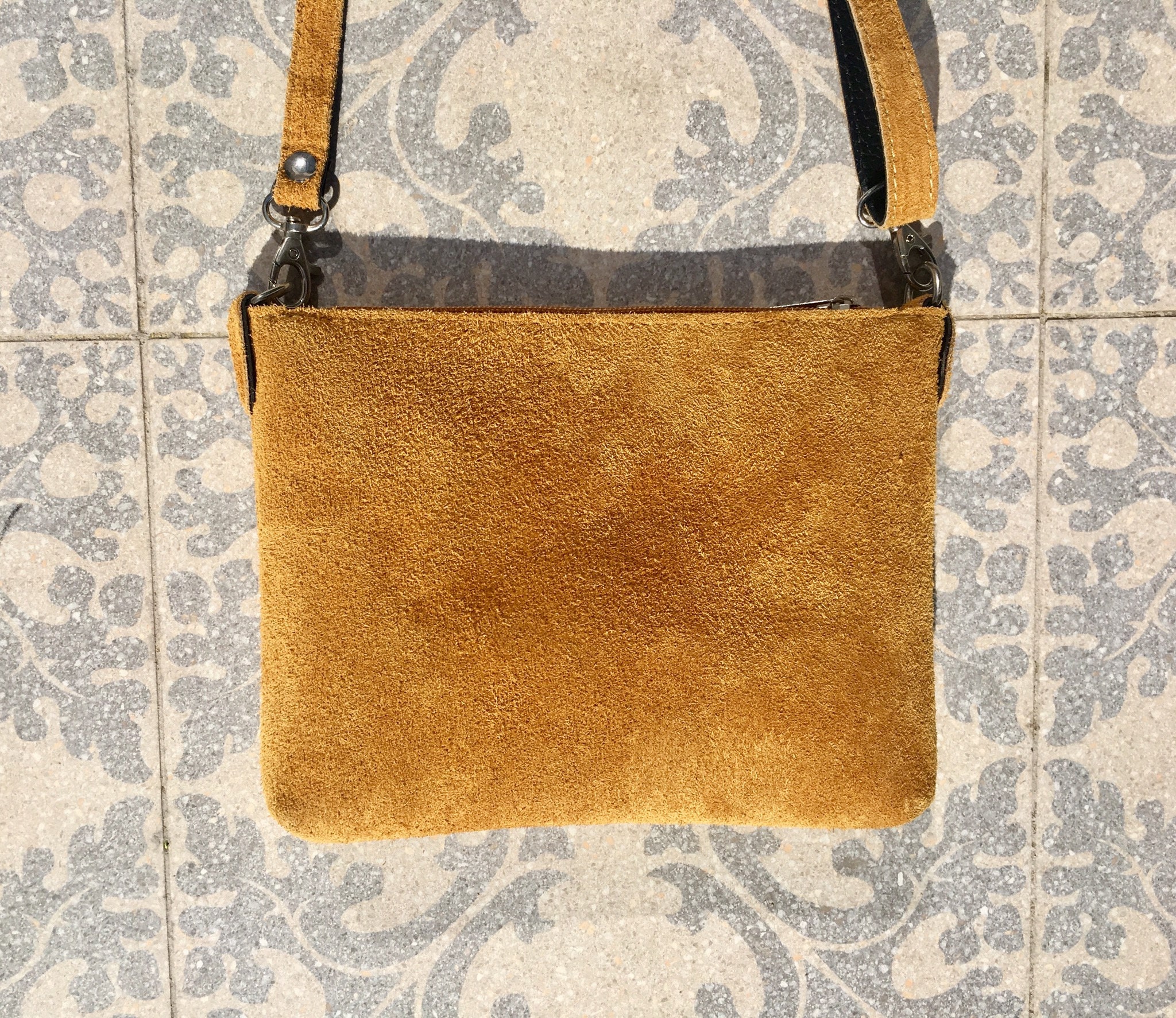 Women's 1DR Dome-Colour-block mini bowling bag | Yellow | Diesel