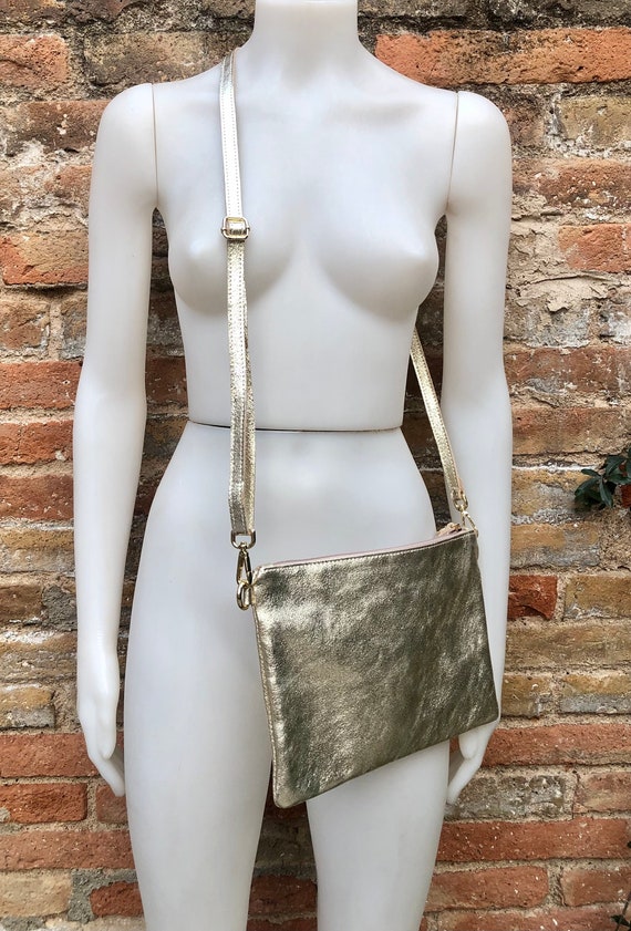 Bolso peque o de piel en ORO. Bandolera bandolera o de mano en