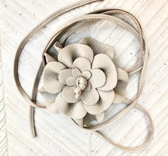 ベルト YOUHEE FLOWER CORSAGE LAYERED BELT 4BTR963 Corsage Belt - Etsy