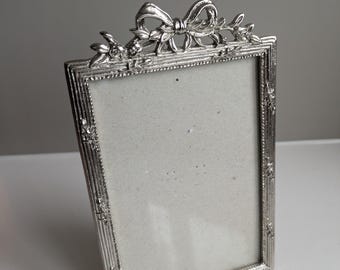 Vintage ornate silver plated photo frame by Sixtrees