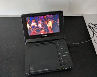 日本製 ビンテージ SONY ポータブルDVDプレーヤー DVP-FX950 動作確認