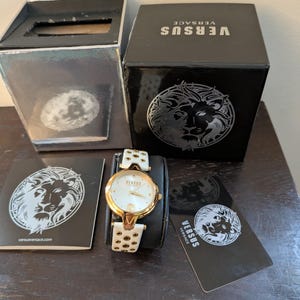 Versace Versus Ladies Leather Watch in Box with authentication Versus Versace Covent Garden Women main image 4
