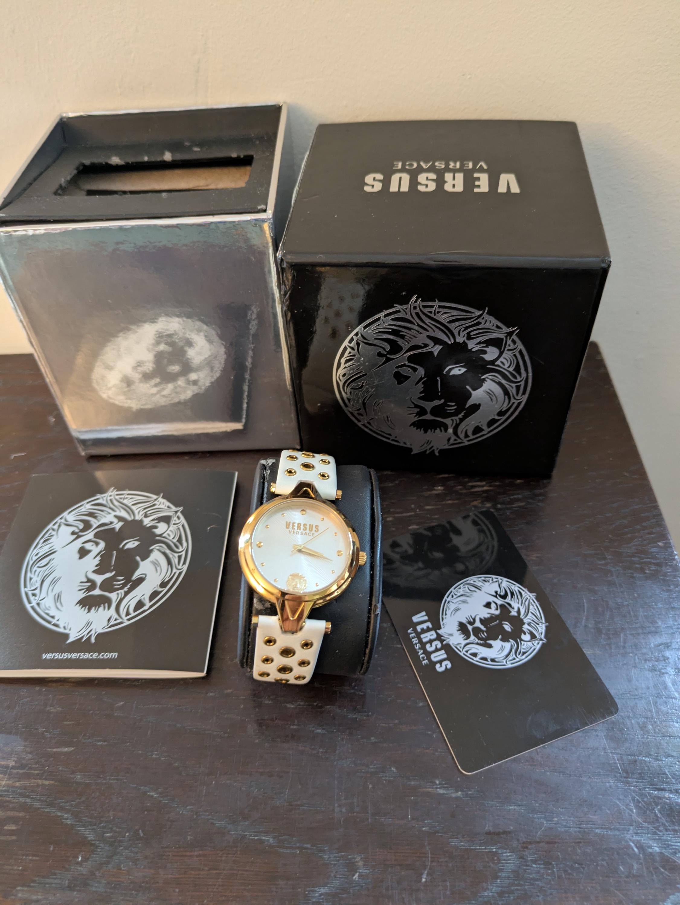 Versace Watches - Etsy display picture 1