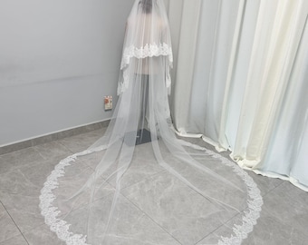 Kathedrale Schleier mit Blusher Ivory Chantilly Spitze Brautschleier Hochzeit, 2-stufiger Schleier, Mantilla Scalloped Edge Drop