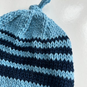 Baby hat beanie hand knit blue with navy stripes wool size 3-6 months image 4
