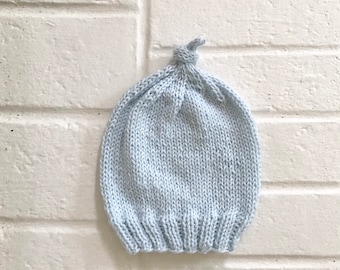Baby hat beanie hand knit - light blue wool size 3-6 months