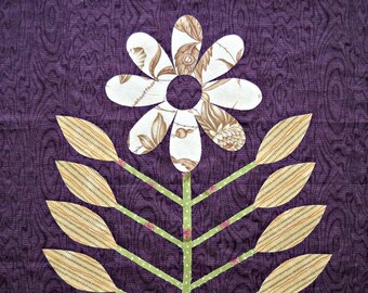 Strippy Flowers Quilt Block Pattern by Curlicue Creations Floral Applique Quilting Block Pattern, Country Decor