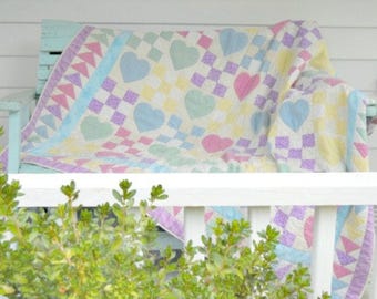 Mönster för quilt i Sherbet Hearts, storlek Nio Patches (PDF-nedladdning)