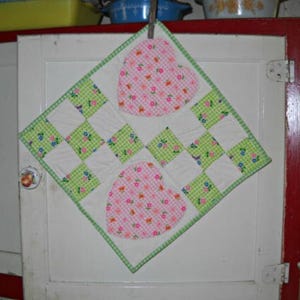 Lots of Love Quilted Trivet Pattern: Pink Hearts & Green Nine Patch (PDF Pattern)