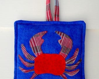 Crabby Crab Pot Holder Pattern: Nautical Quilted Hot Pad