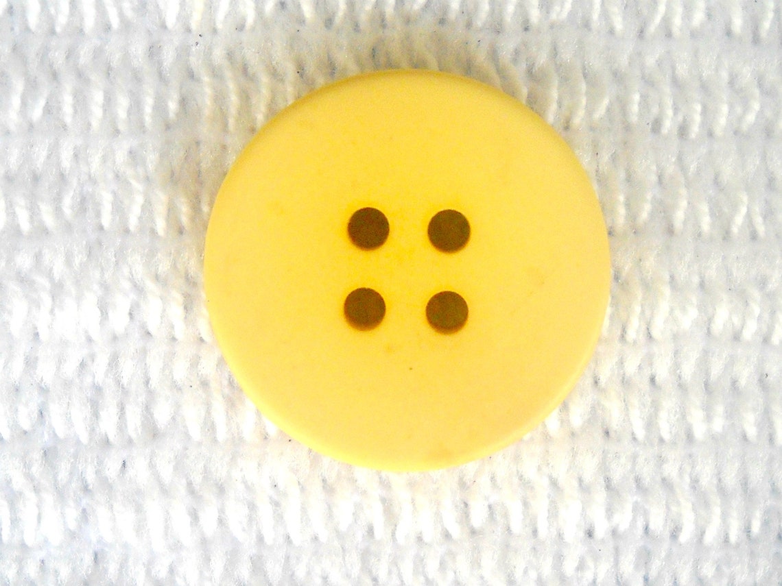 Button Set Three Pale Yellow Buttons Sewing Supply three Etsy