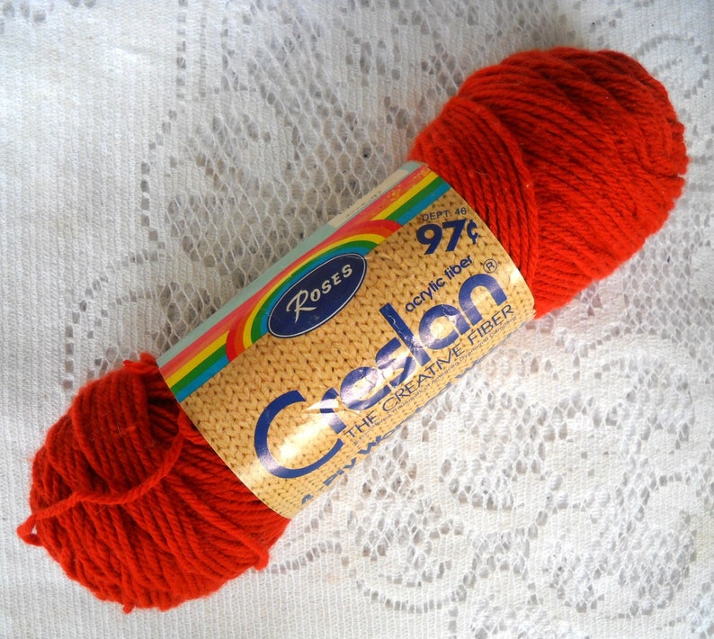 Roses Creslan Acrylic Yarn Color Rust 123 Acrylic Yarn 3.5 oz 99 g Worsted Weight Yarn Orange Red Yarn Knitting Crochet Vintage Yarn