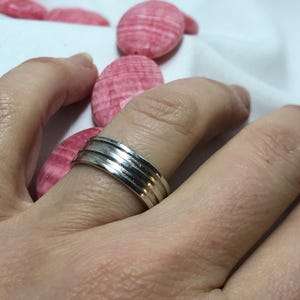 Sterling Silver heavy 3 rimmed ring