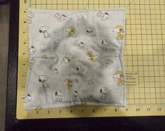 Little Snoopy and Woodstock on Gray - Quilted Microwave Bowl Cozy