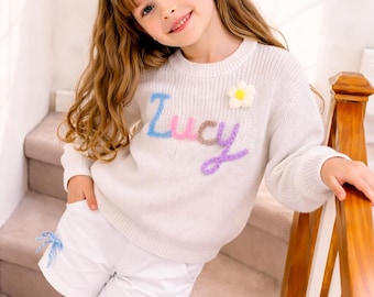 名入れキッズスウェットシャツ カスタム刺繍入り名前入りセーター ベビーギフト 幼児 子供 お祝い